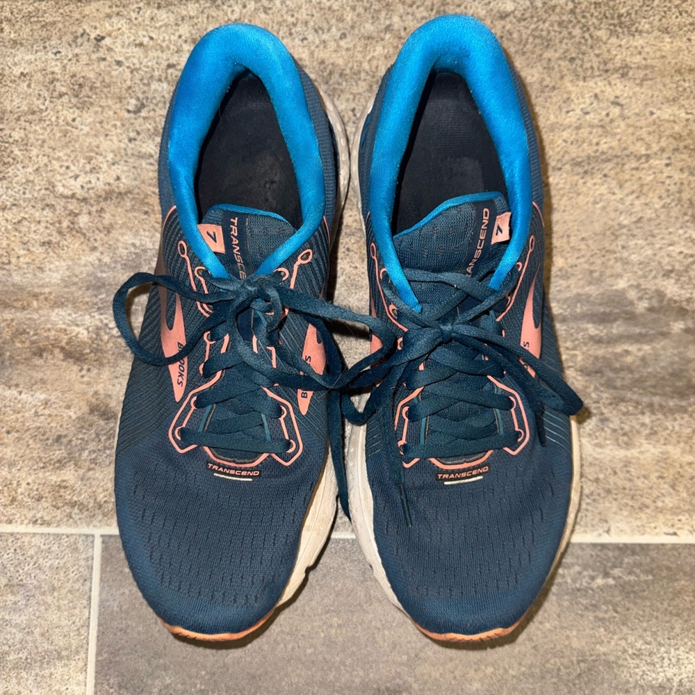 Brooks Transcend 7 road running shoes